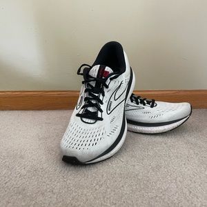 White Brooks Glycerin 19 - Men’s 10.5D